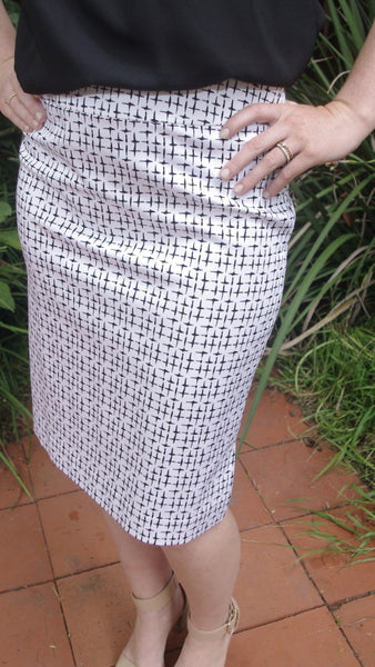 AARNA Pencil Skirt